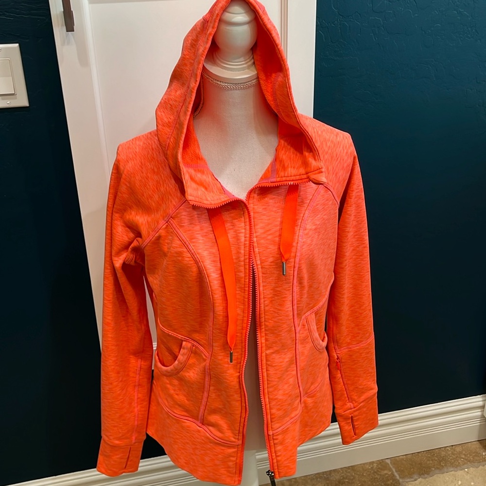 🎉Host Pick🎉 Athleta orange zip front jacket